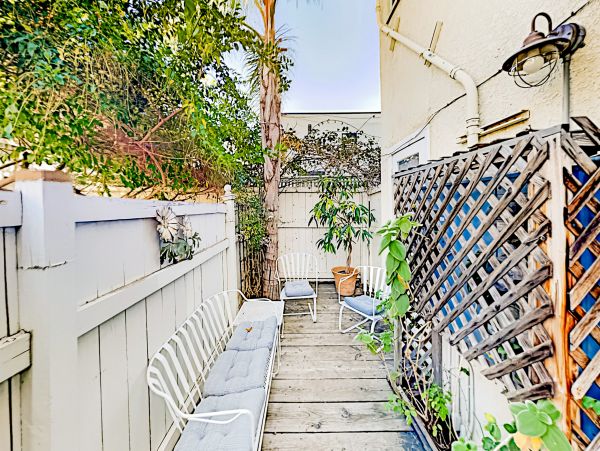 Los Angeles Home 1026433