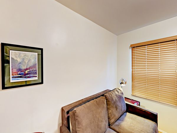 Los Angeles Home 1026438