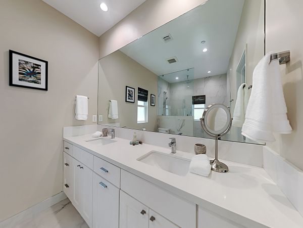 Los Angeles Home 1026440