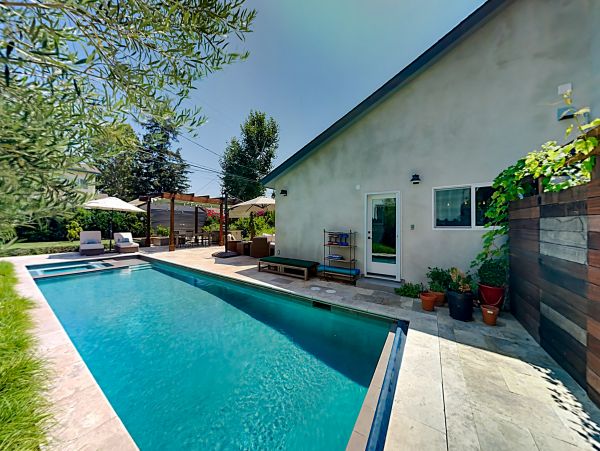 Los Angeles Home 1026440