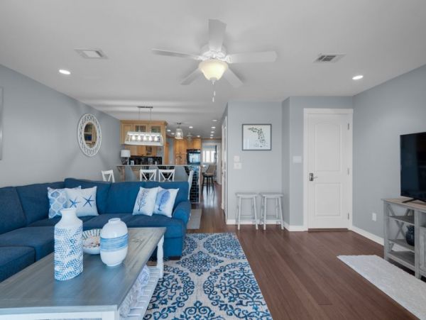 Beautiful Beachfront Town House in Navarre Beach