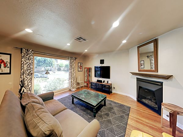 Los Angeles Home 1026443