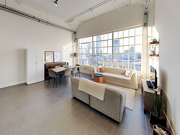 Los Angeles Home 1026446