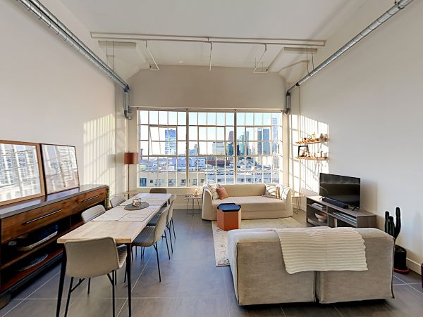 Los Angeles Home 1026446
