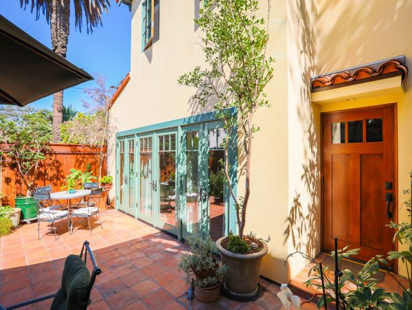 Los Angeles Home 1026449