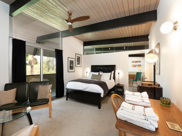 Los Angeles Home 1026460