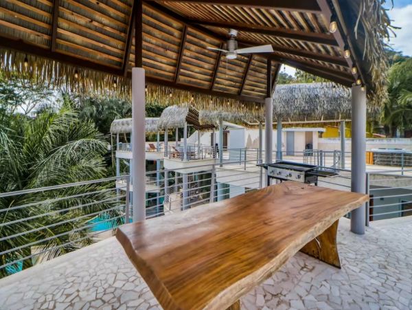 Luxurious 6 Bedroom Condo with Private Lap Pool & Rooftop