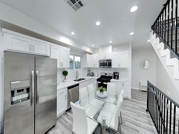 Los Angeles Home 1026463