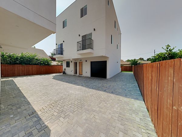 Los Angeles Home 1026465