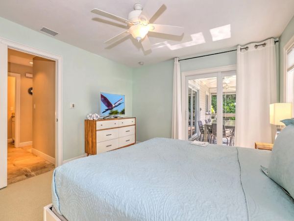 Walk to Beach Three Bedroom Vacation Home in Sanibel