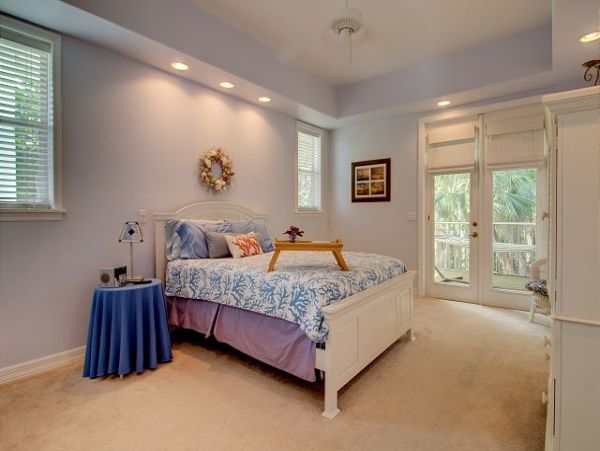 Sanibel Two Bedroom Vacation Home Walk to the Beach