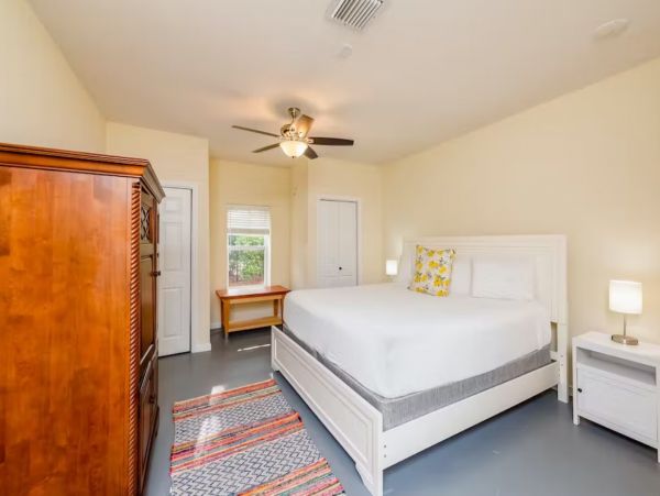 Bay Front 8 Bedroom + Loft Vacation Home in Pensacola