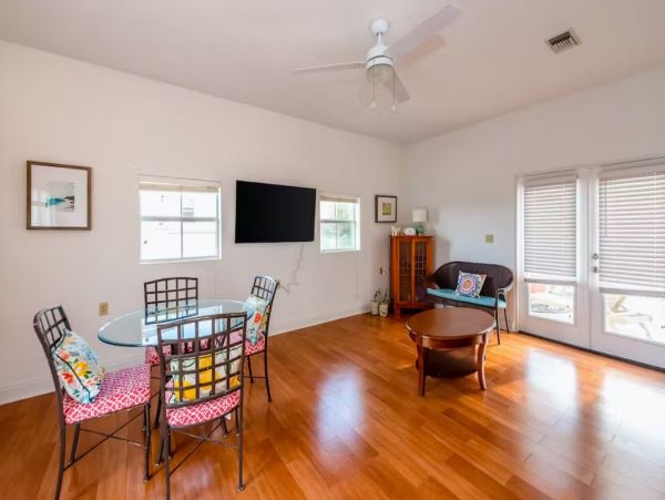 Bay Front 8 Bedroom + Loft Vacation Home in Pensacola