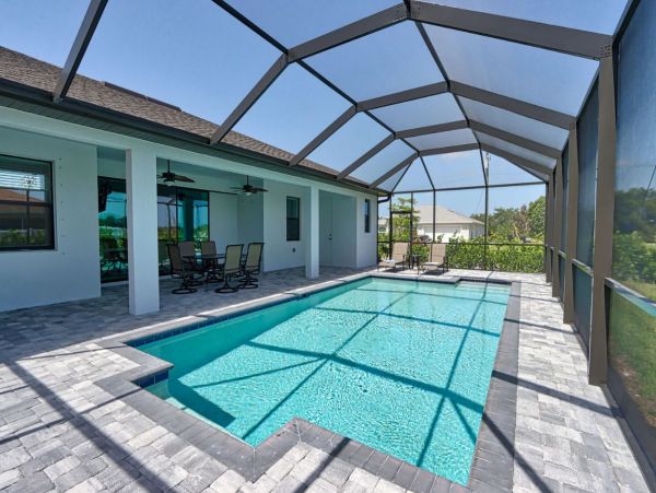Four Bedroom Vacation Pool Home in Cape Coral