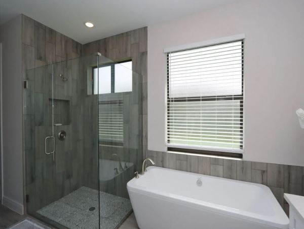 Four Bedroom Vacation Pool Home in Cape Coral