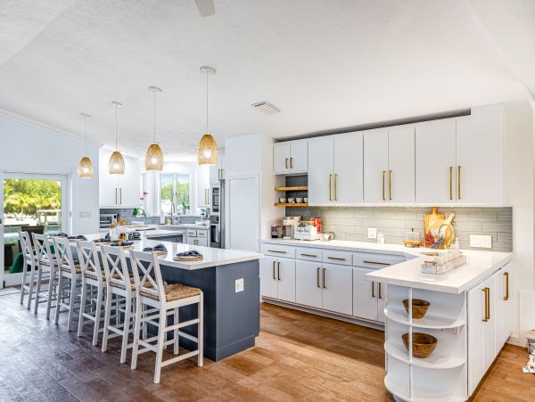 Marathon Vacation Pool Home Five Bedrooms Walk To Beach