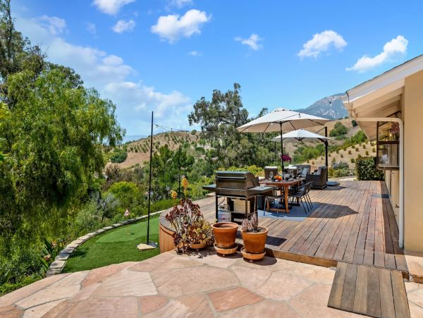 Beautiful 3 Bedroom Home in Santa Barbara Sleeps 6