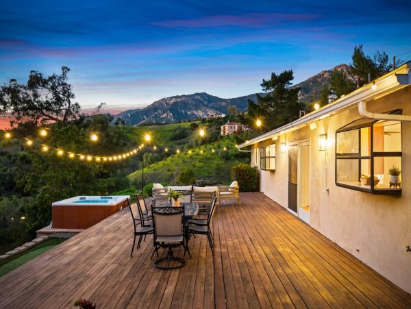 Beautiful 3 Bedroom Home in Santa Barbara Sleeps 6