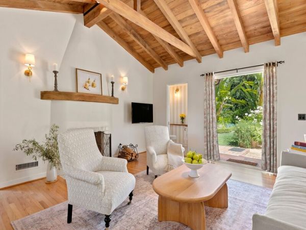 Santa Barbara Vacation Home Three Bedroom