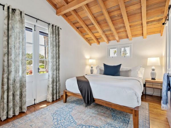 Santa Barbara Vacation Home Three Bedroom