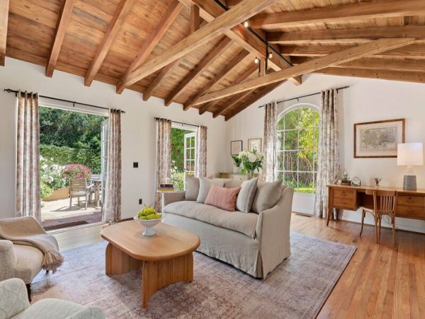Santa Barbara Vacation Home Three Bedroom