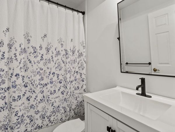 Sanibel Modern Beauty