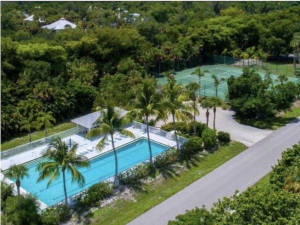 Sanibel Modern Beauty