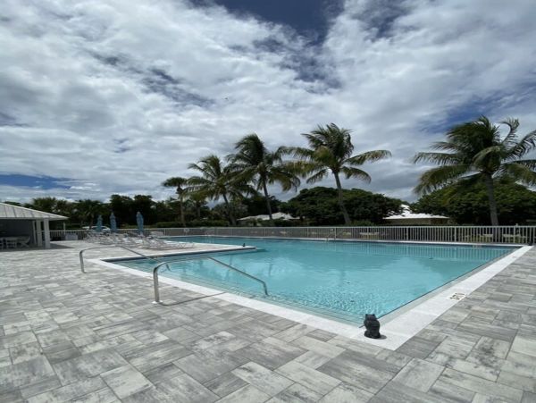 Sanibel Modern Beauty