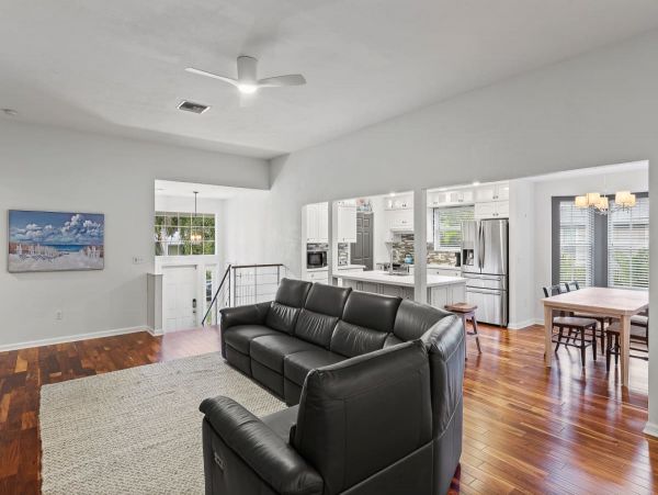 Sanibel Modern Beauty