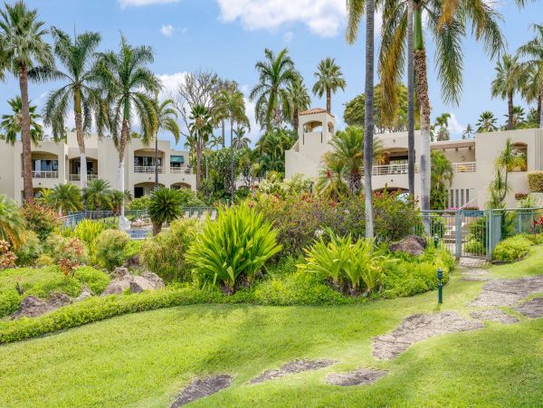 Ocean Views Vacation Condo in Kihei Two Bedroom
