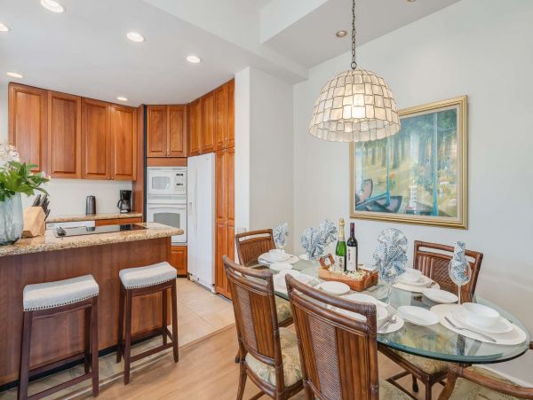 Ocean Views Vacation Condo in Kihei Two Bedroom