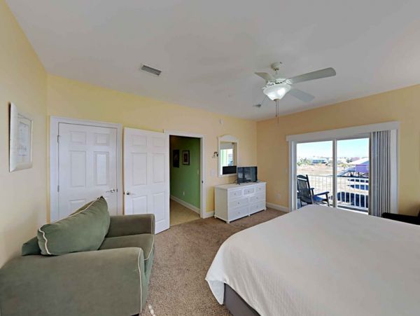 Walk to Beach 10 Bedroom Vacation Home in Gulf Shores