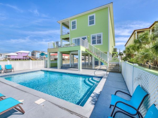 Walk to Beach 10 Bedroom Vacation Home in Gulf Shores