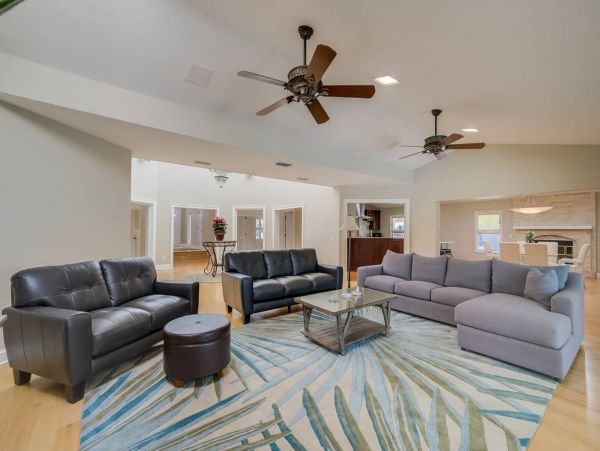 Bring the outdoors in as the doors open to enjoy the cool breezes in the cooler months.