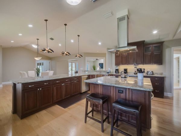 Cook together in this spacious kitchen