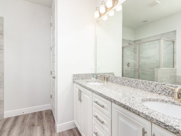 Stunning Vacation Home with Private Pool  14-Bed Orlando Luxury Rental Near Disney