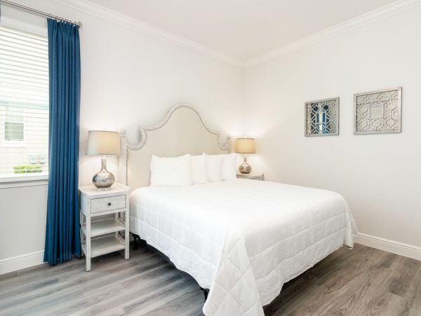 Stunning Vacation Home with Private Pool  14-Bed Orlando Luxury Rental Near Disney