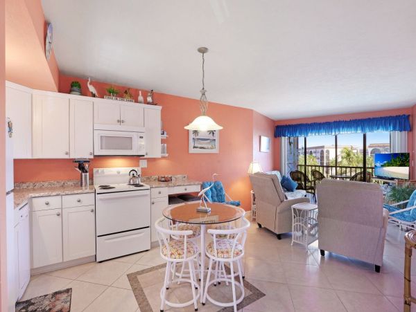 Marco Island Condo 1026761