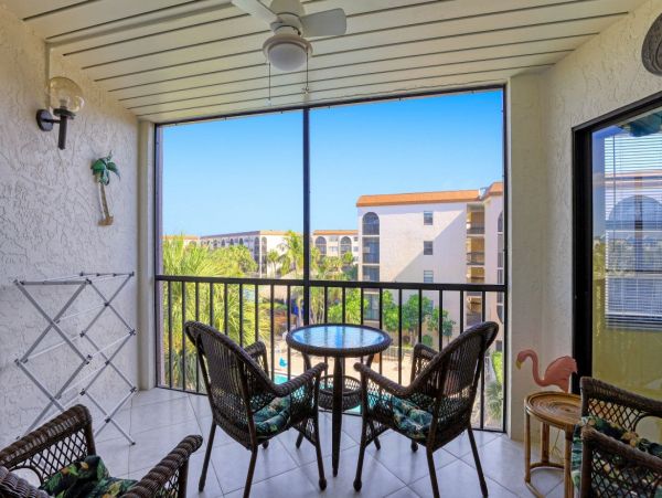 Marco Island Condo 1026761