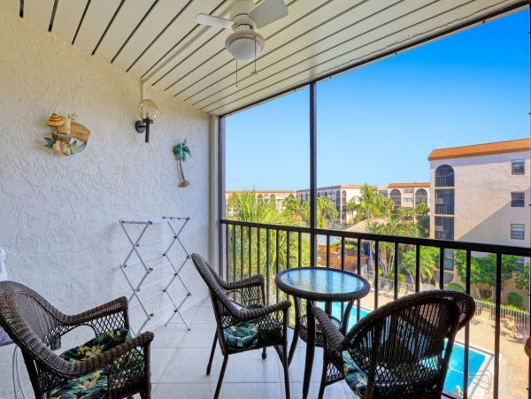 Marco Island Condo 1026761