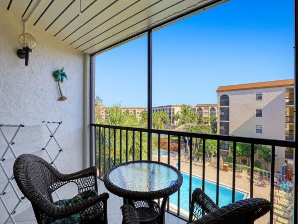 Marco Island Condo 1026761