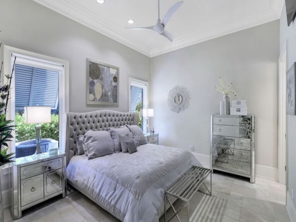 Waterfront Vacation Rental with 3 Bedrooms in Marco Island