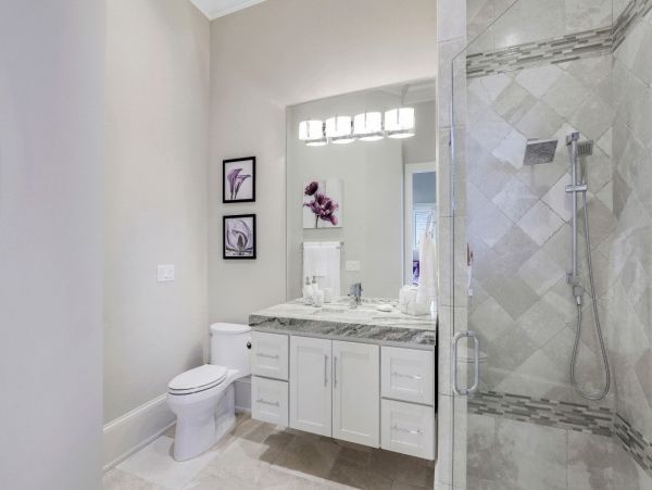 Waterfront Vacation Rental with 3 Bedrooms in Marco Island