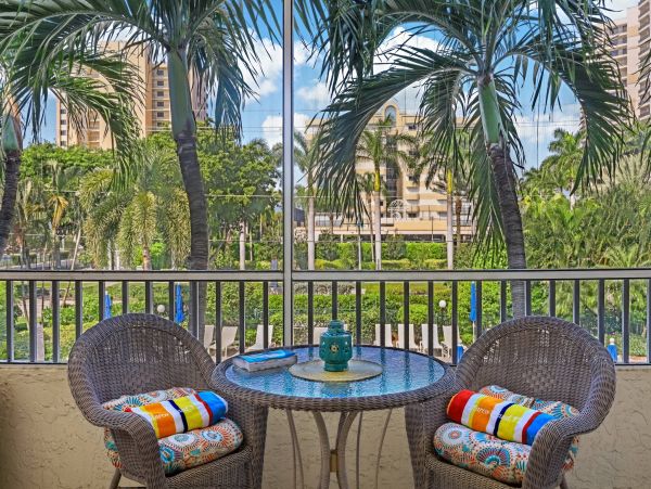 2nd Floor Vacation Condo in Marco Island