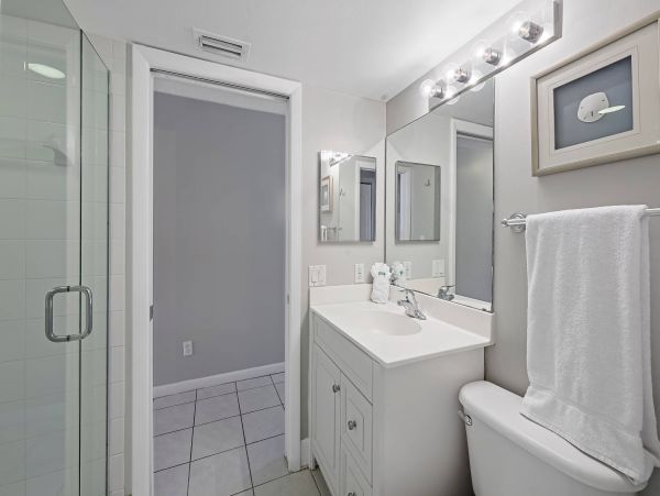 2nd Floor Vacation Condo in Marco Island