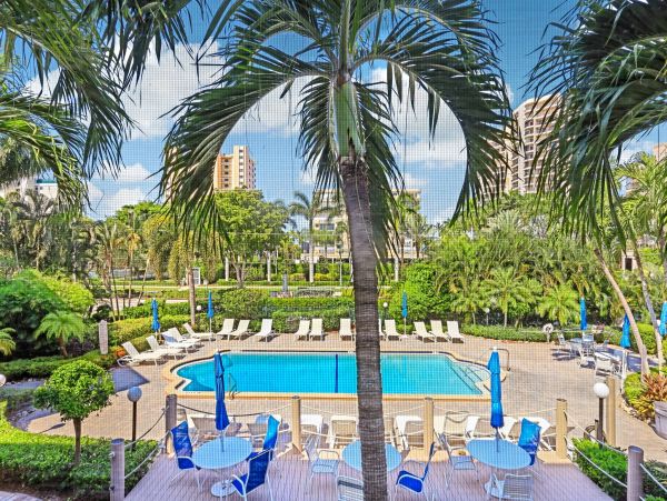 2nd Floor Vacation Condo in Marco Island