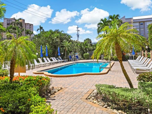 2nd Floor Vacation Condo in Marco Island