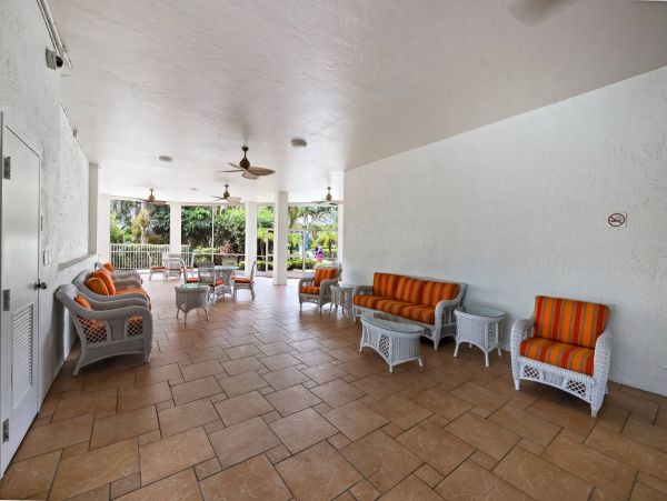 2nd Floor Vacation Condo in Marco Island
