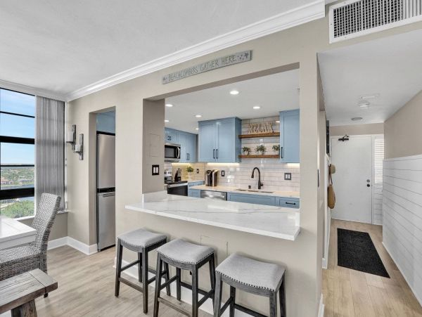 Marco Island Vacation Rental | Luxury Marco Island Beachfront Condo with Dual Views
