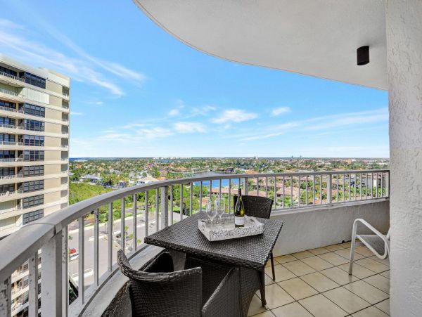 Marco Island Vacation Rental | Luxury Marco Island Beachfront Condo with Dual Views
